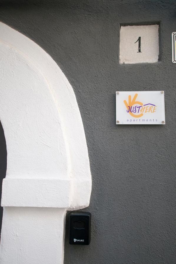 Just Here Apartments - Lascia Fare A Dio Bari Ngoại thất bức ảnh