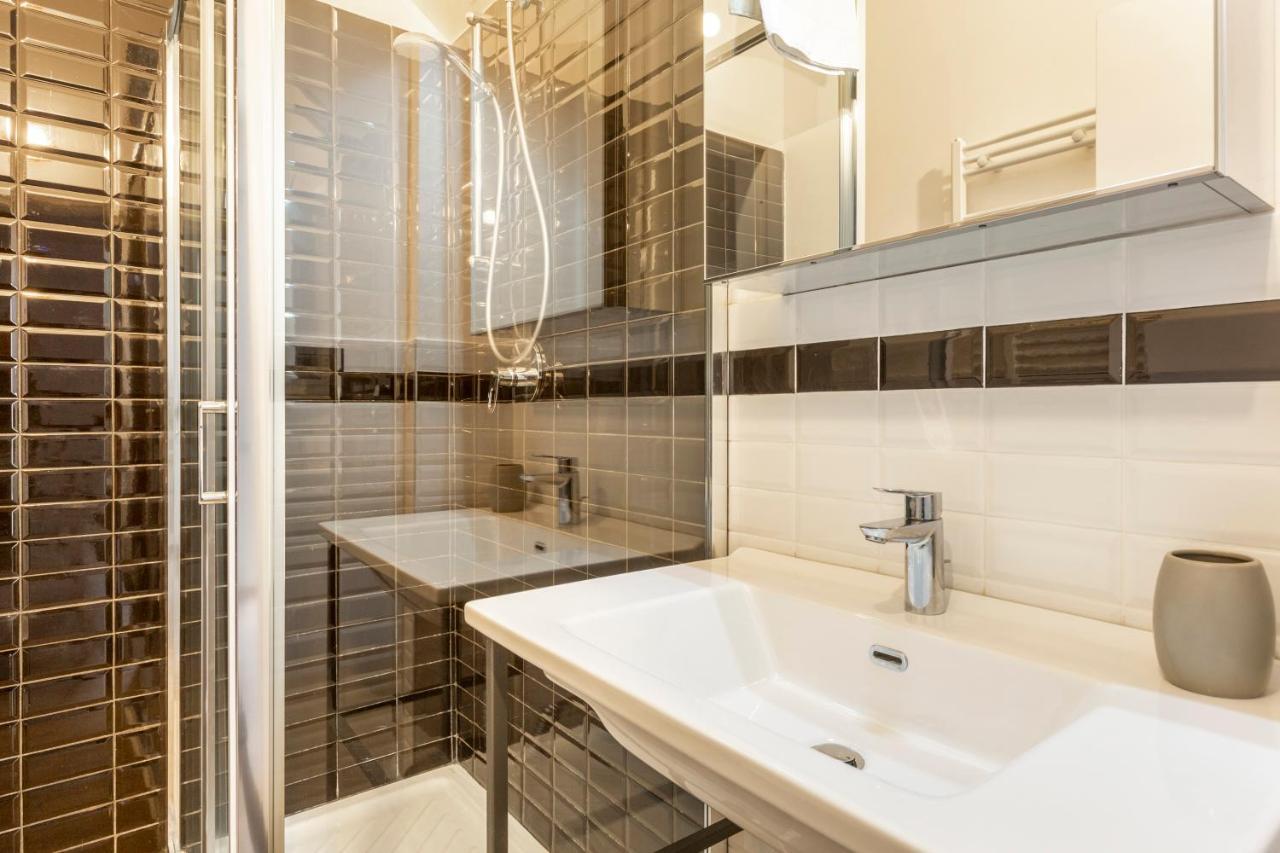 Just Here Apartments - Lascia Fare A Dio Bari Ngoại thất bức ảnh